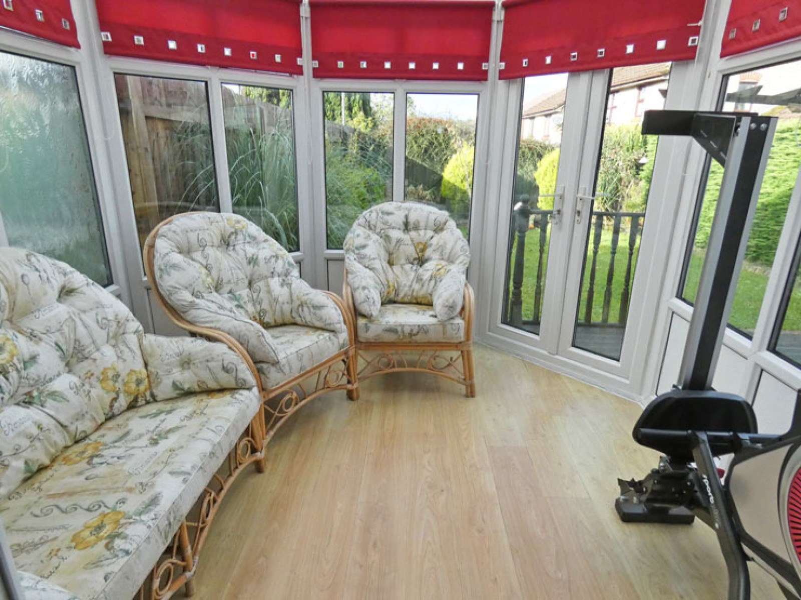 Images for Llyswen, Pen-Pedair-Heol, Hengoed, CF82 7TP EAID: BID:Ystrad-mynach-branch