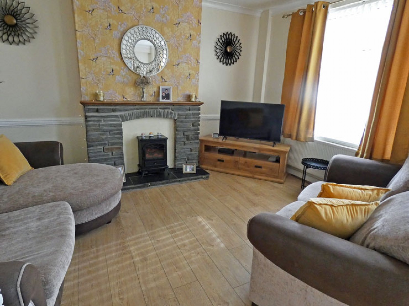 Images for Brynhyfryd Terrace, Hengoed, CF82 8DB EAID: BID:Ystrad-mynach-branch