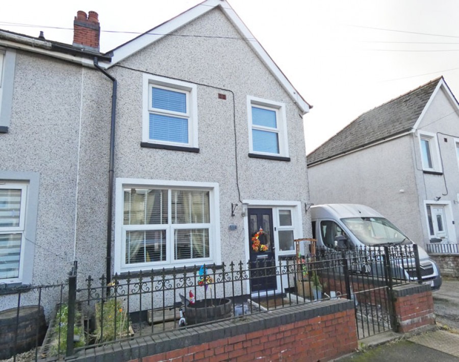 Images for Pendarren Street, Pen-Pedair-Heol, Hengoed, CF82 8BZ EAID: BID:Ystrad-mynach-branch