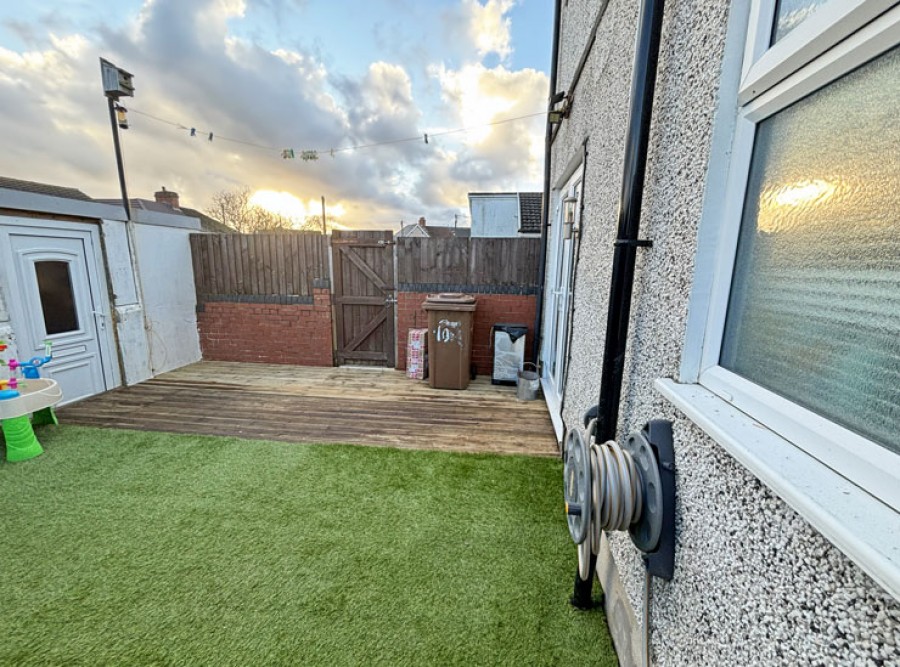 Images for Pendarren Street, Pen-Pedair-Heol, Hengoed, CF82 8BZ EAID: BID:Ystrad-mynach-branch