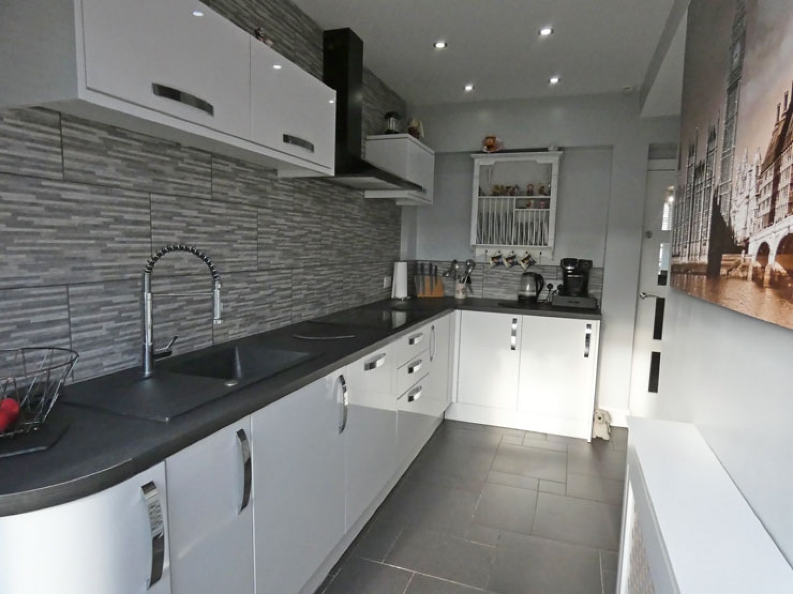 Images for Pendarren Street, Pen-Pedair-Heol, Hengoed, CF82 8BZ EAID: BID:Ystrad-mynach-branch