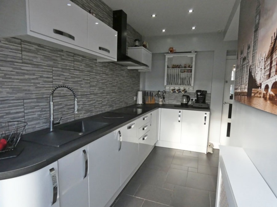 Images for Pendarren Street, Pen-Pedair-Heol, Hengoed, CF82 8BZ EAID: BID:Ystrad-mynach-branch