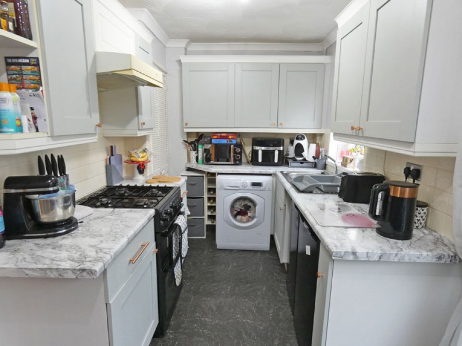 Images for Penybont, Pen-Pedair-Heol, Hengoed, CF82 8HD EAID: BID:Ystrad-mynach-branch