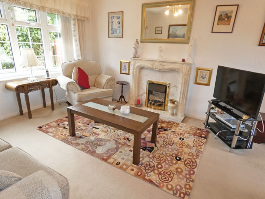Images for Springfield View, Maesycwmmer, Hengoed, CF82 7QW EAID: BID:Ystrad-mynach-branch