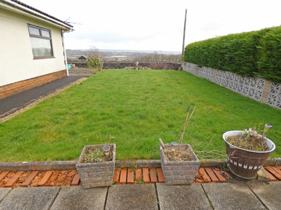 Images for Moorland Road, Bargoed, CF81 8UL EAID: BID:Ystrad-mynach-branch