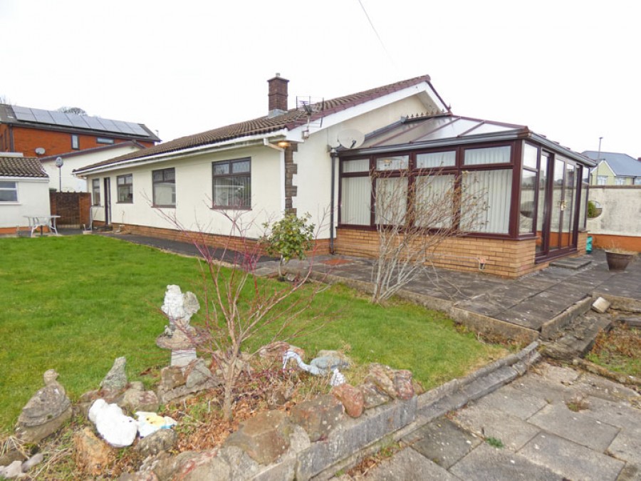 Images for Moorland Road, Bargoed, CF81 8UL EAID: BID:Ystrad-mynach-branch