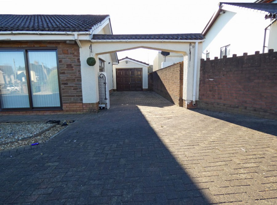 Images for Moorland Road, Bargoed, CF81 8UL EAID: BID:Ystrad-mynach-branch