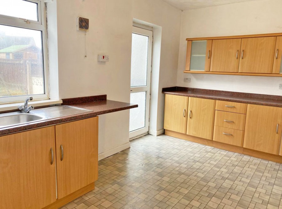 Images for Gelligaer Road, Cefn Hengoed, Hengoed, CF82 7HH EAID: BID:Ystrad-mynach-branch