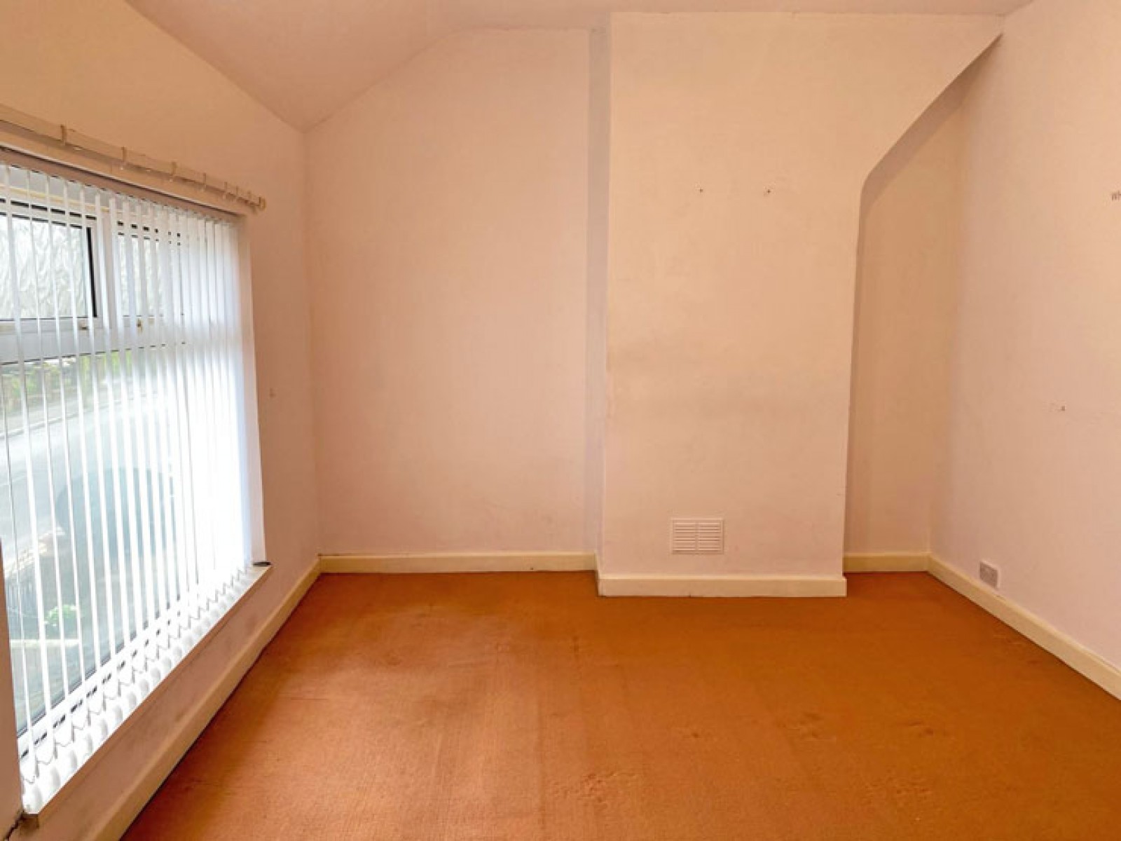 Images for Gelligaer Road, Cefn Hengoed, Hengoed, CF82 7HH EAID: BID:Ystrad-mynach-branch