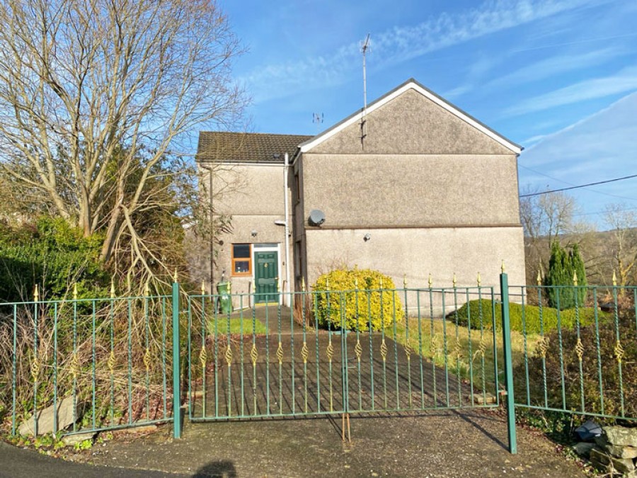 Images for Brynavon Terrace, Hengoed, CF82 7NA EAID: BID:Ystrad-mynach-branch