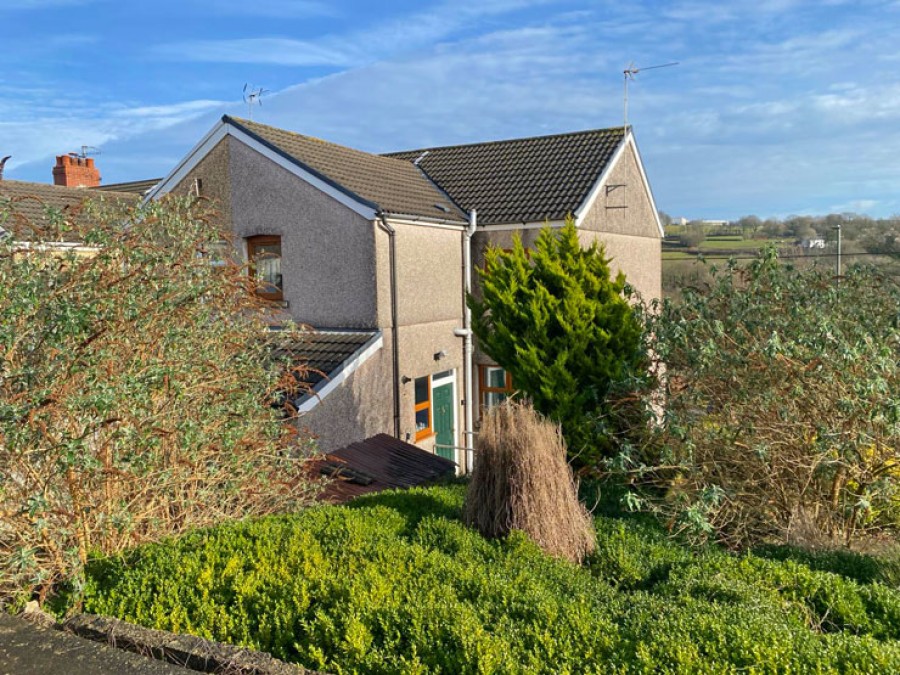 Images for Brynavon Terrace, Hengoed, CF82 7NA EAID: BID:Ystrad-mynach-branch