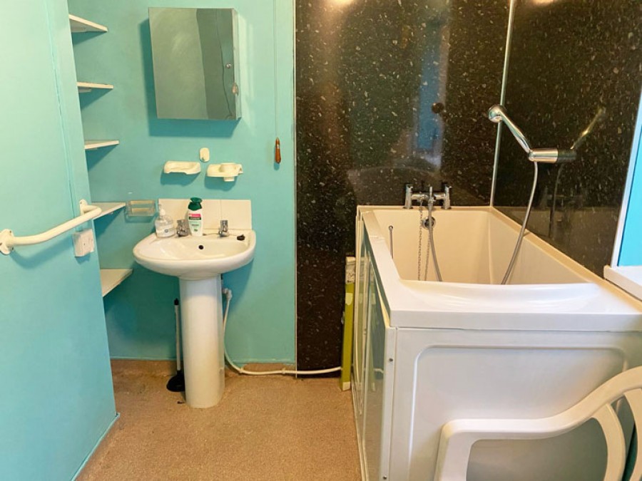 Images for Brynavon Terrace, Hengoed, CF82 7NA EAID: BID:Ystrad-mynach-branch