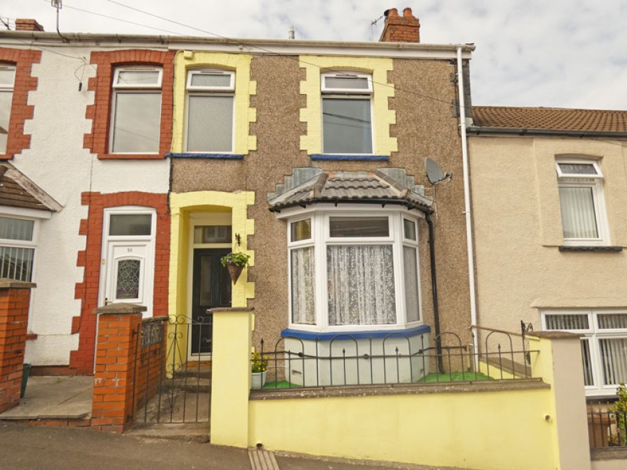 Images for Cefn Road, Hengoed, CF82 7NB EAID: BID:Ystrad-mynach-branch