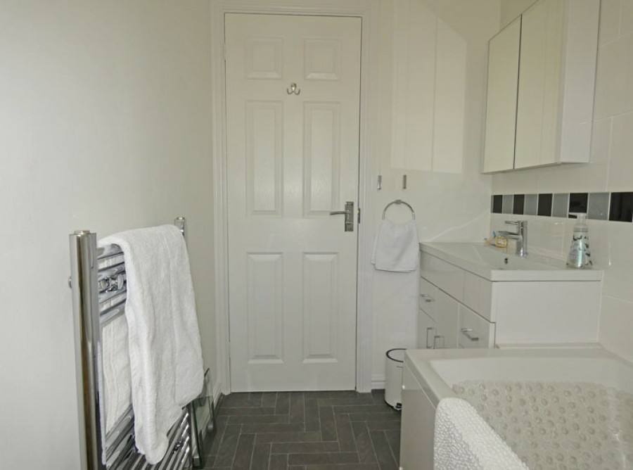 Images for Clos Cae Mawr, Pen-Pedair-Heol, Hengoed, CF82 7TH EAID: BID:Ystrad-mynach-branch