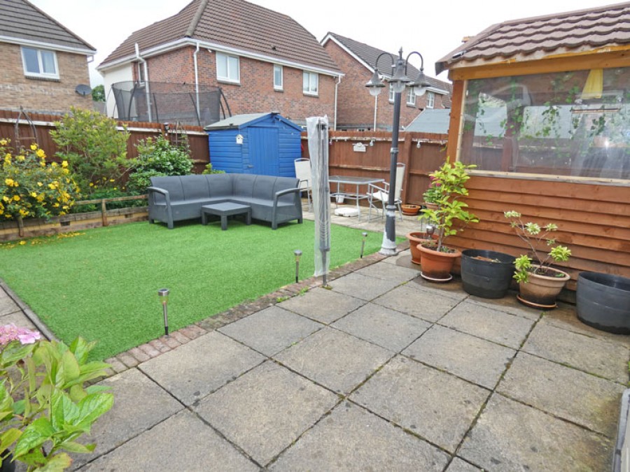 Images for Stryd Hywel Harris, Ystrad Mynach, Hengoed, CF82 7DN EAID: BID:Ystrad-mynach-branch