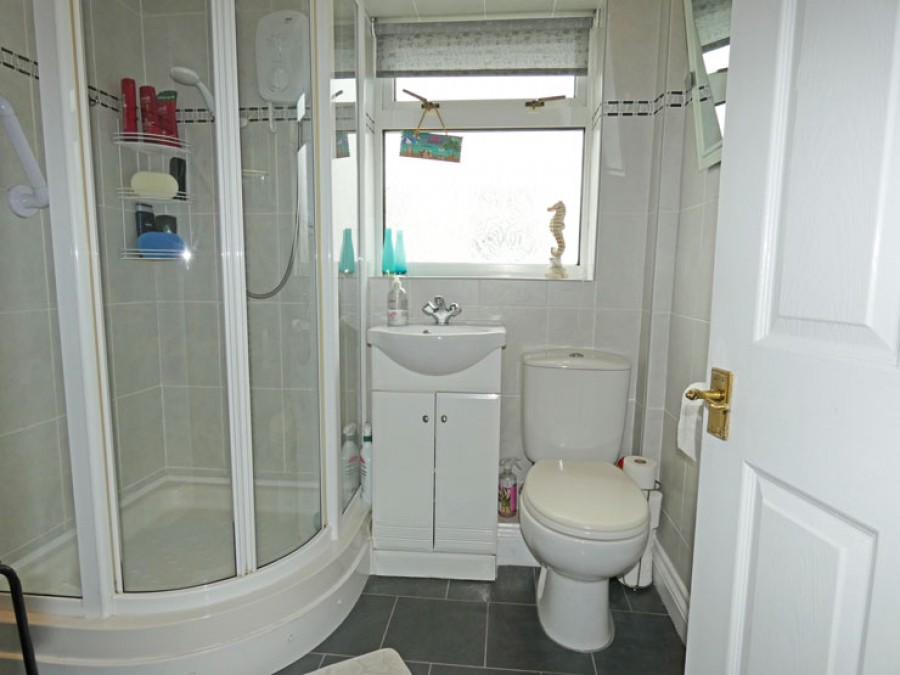 Images for Gelliron, Pen-Pedair-Heol, Hengoed, CF82 8HF EAID: BID:Ystrad-mynach-branch