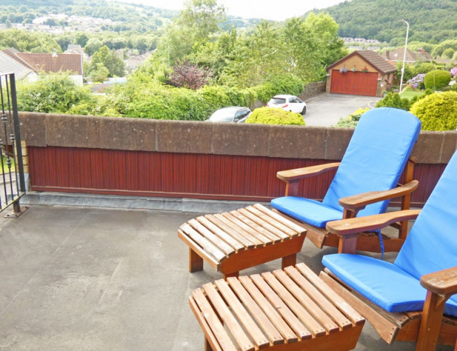 Images for Bedwlwyn Close, Ystrad Mynach, Hengoed, CF82 7BA EAID: BID:Ystrad-mynach-branch