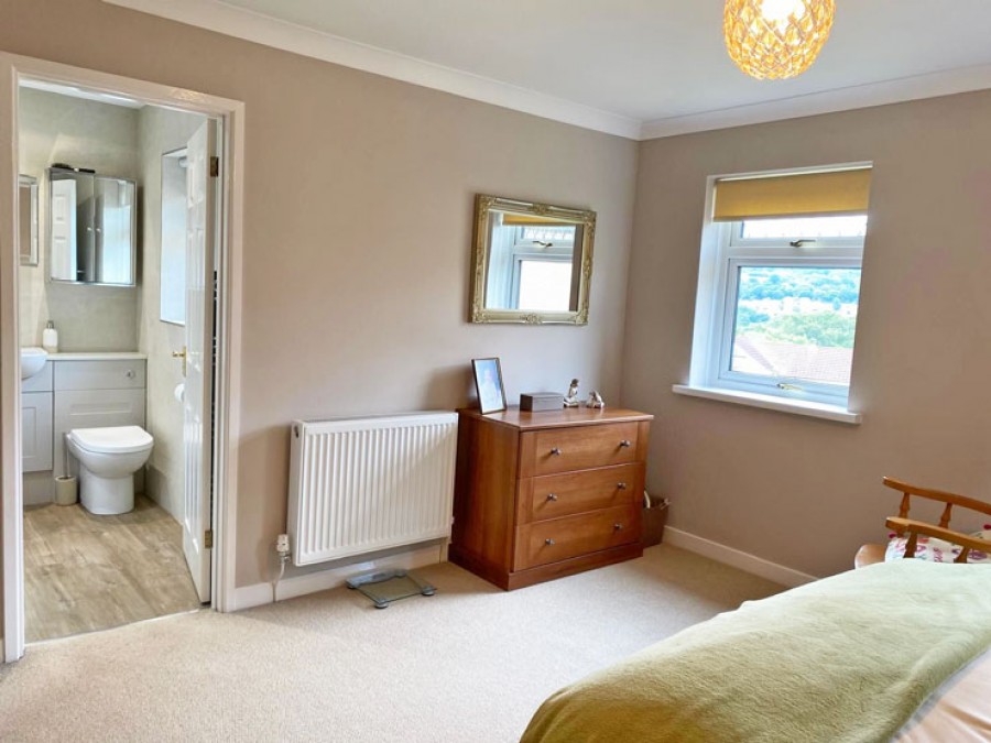 Images for Bedwlwyn Close, Ystrad Mynach, Hengoed, CF82 7BA EAID: BID:Ystrad-mynach-branch