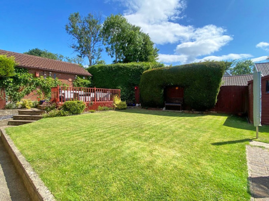 Images for Bedwlwyn Close, Ystrad Mynach, Hengoed, CF82 7BA EAID: BID:Ystrad-mynach-branch