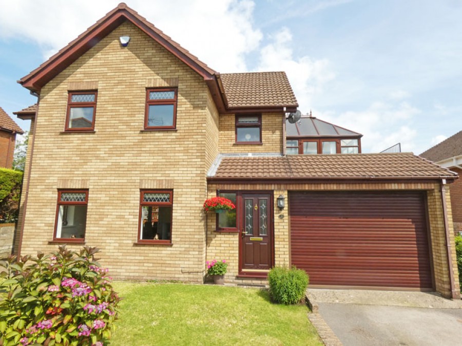 Images for Bedwlwyn Close, Ystrad Mynach, Hengoed, CF82 7BA EAID: BID:Ystrad-mynach-branch