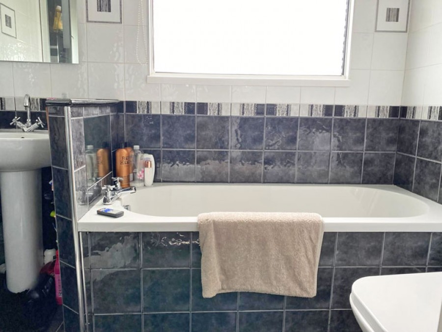 Images for Cheriton Avenue, Cefn Hengoed, Hengoed, CF82 7JA EAID: BID:Ystrad-mynach-branch