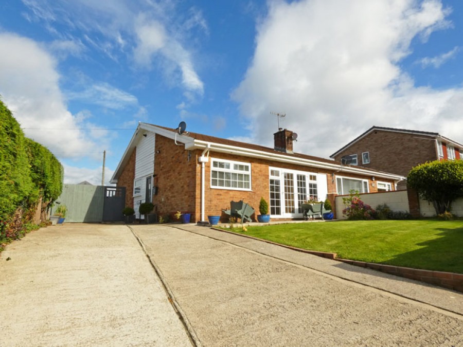 Images for Barry Close, Pen-Pedair-Heol, Hengoed, CF82 8HJ EAID: BID:Ystrad-mynach-branch