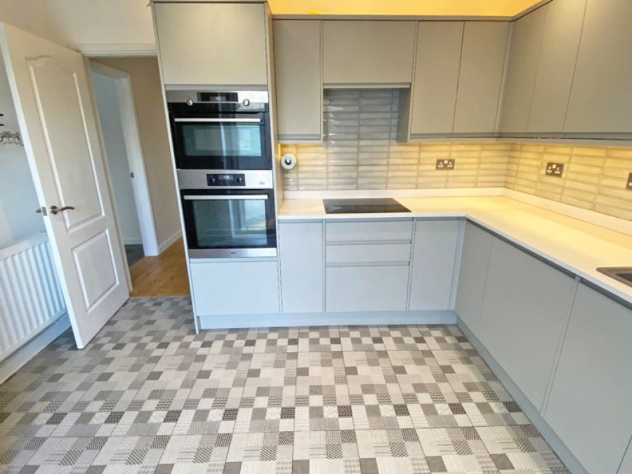Images for Barry Close, Pen-Pedair-Heol, Hengoed, CF82 8HJ EAID: BID:Ystrad-mynach-branch