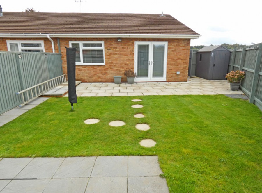 Images for Barry Close, Pen-Pedair-Heol, Hengoed, CF82 8HJ EAID: BID:Ystrad-mynach-branch