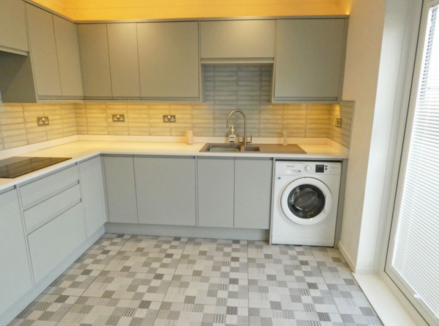 Images for Barry Close, Pen-Pedair-Heol, Hengoed, CF82 8HJ EAID: BID:Ystrad-mynach-branch