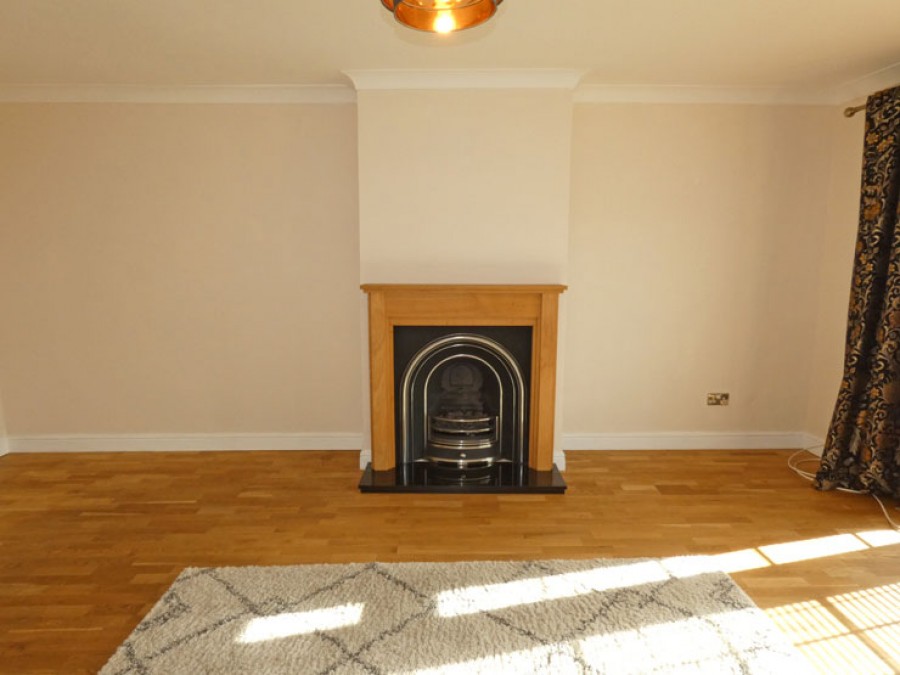 Images for Barry Close, Pen-Pedair-Heol, Hengoed, CF82 8HJ EAID: BID:Ystrad-mynach-branch