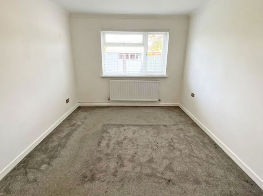 Images for Barry Close, Pen-Pedair-Heol, Hengoed, CF82 8HJ EAID: BID:Ystrad-mynach-branch