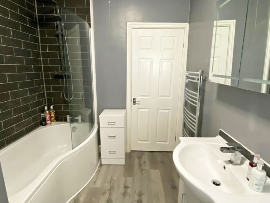 Images for North Road, Newbridge, Newport, NP11 4AF EAID: BID:Ystrad-mynach-branch