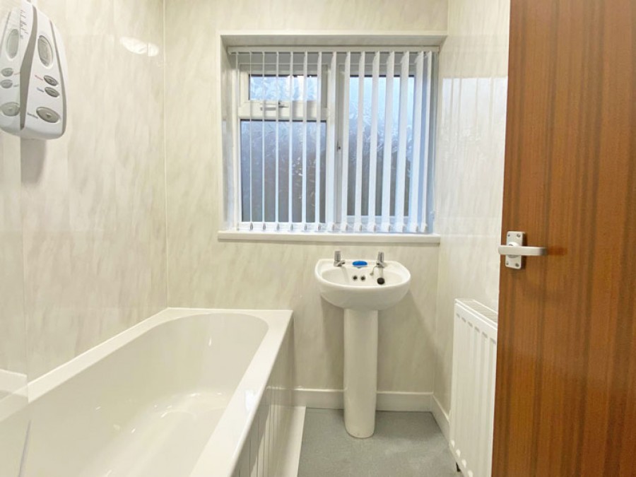 Images for Springfield Road, Maesycwmmer, Hengoed, CF82 7QP EAID: BID:Ystrad-mynach-branch