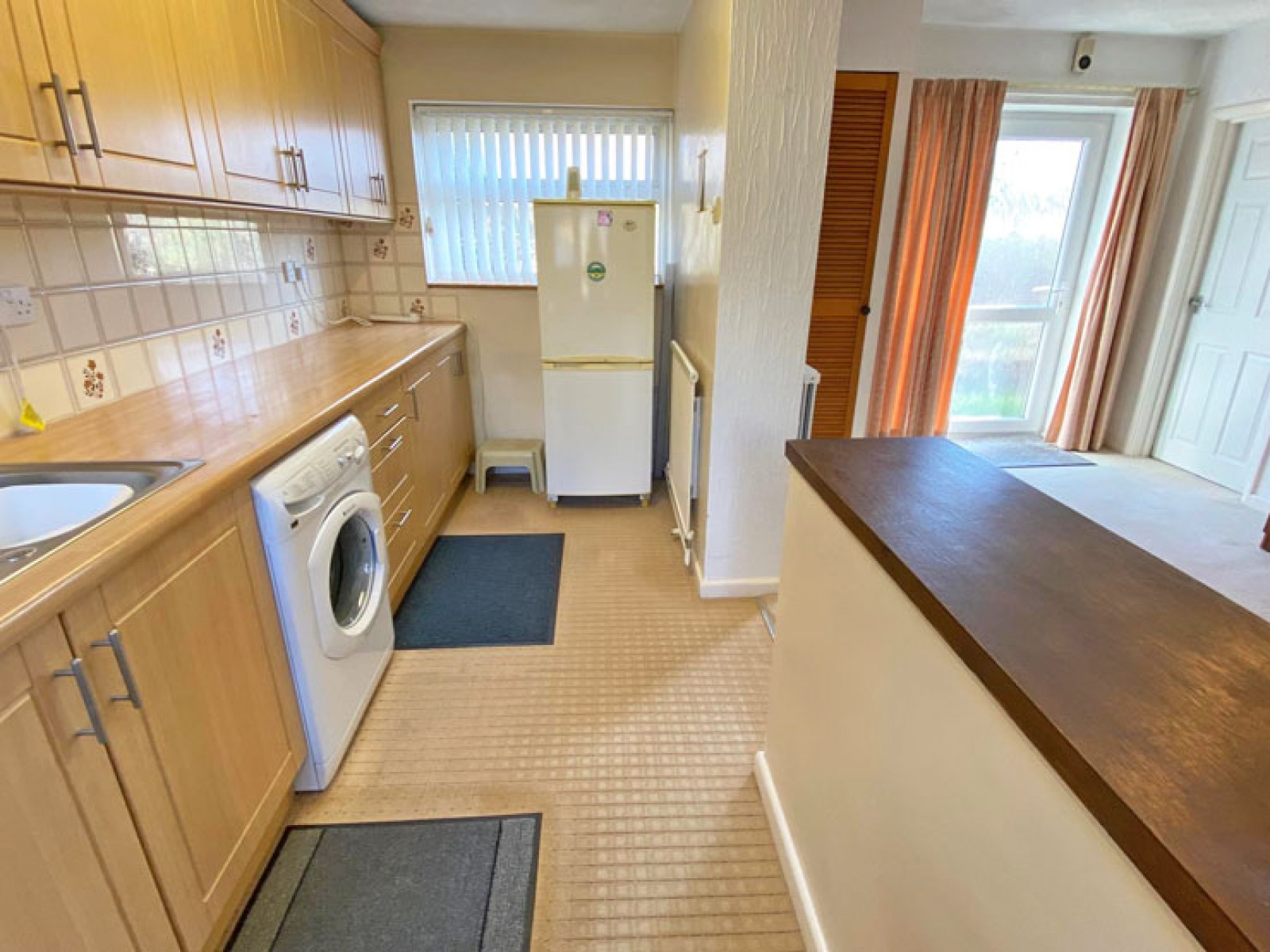 Images for Shirdale Close, Maesycwmmer, Hengoed, CF82 7QL EAID: BID:Ystrad-mynach-branch