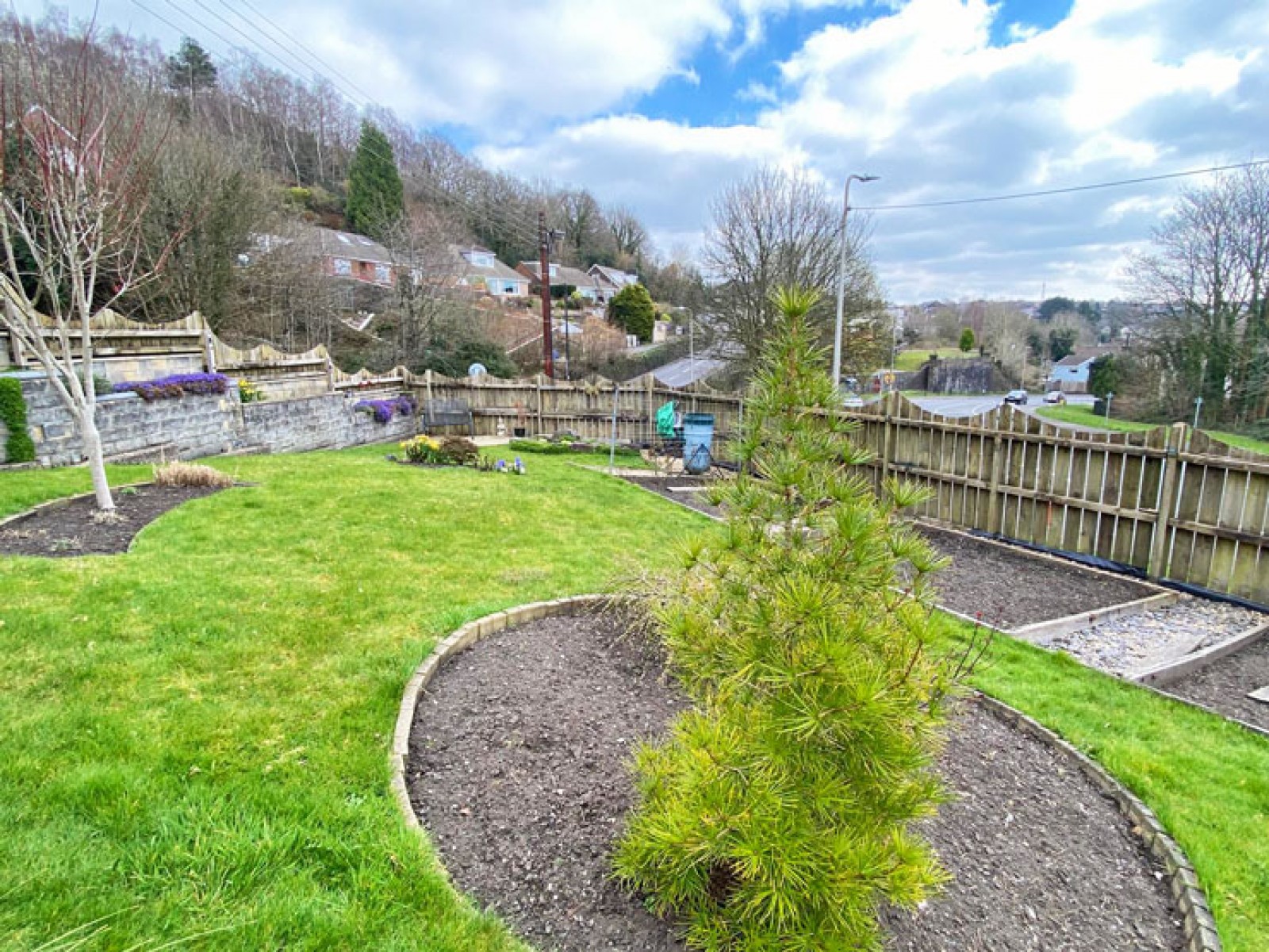 Images for Pleasant View, Treharris, CF46 5LS EAID: BID:Ystrad-mynach-branch
