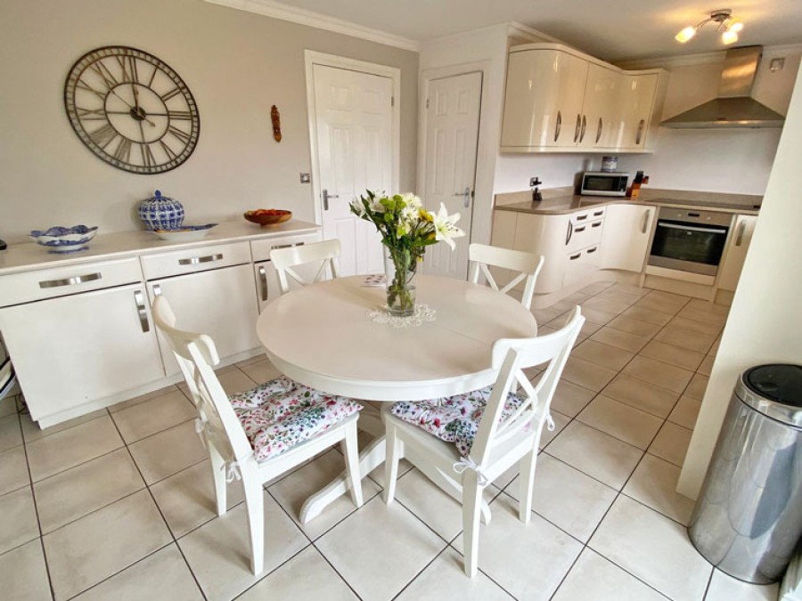 Images for Heather Court, Quakers Yard, Treharris, CF46 5RP EAID: BID:Ystrad-mynach-branch