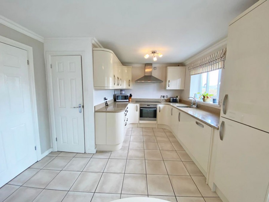 Images for Heather Court, Quakers Yard, Treharris, CF46 5RP EAID: BID:Ystrad-mynach-branch