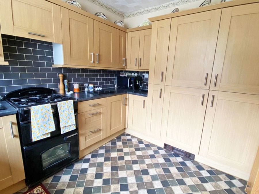 Images for Hillside Terrace, Ystrad Mynach, Hengoed, CF82 7BT EAID: BID:Ystrad-mynach-branch