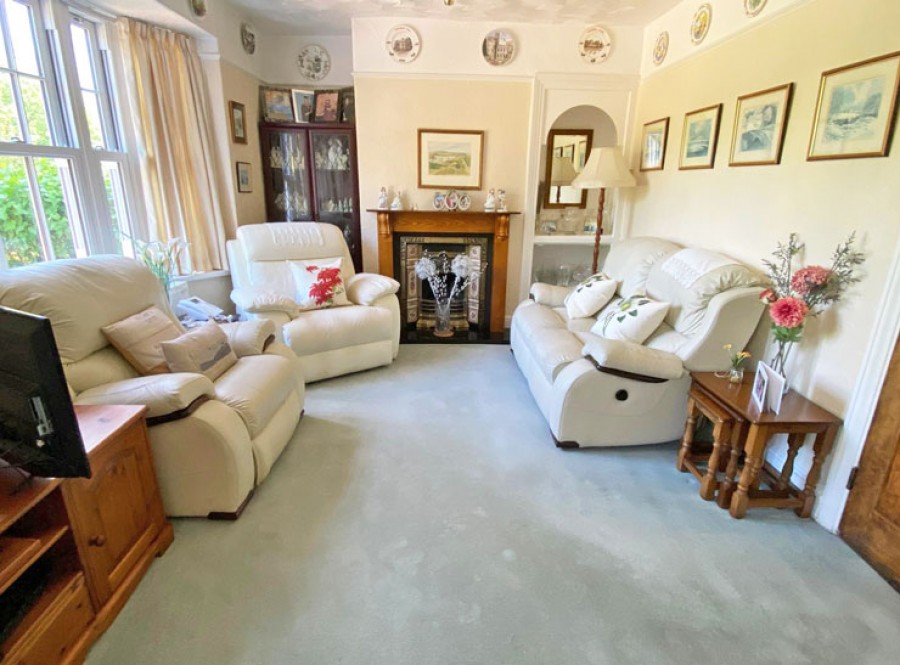 Images for Hillside Terrace, Ystrad Mynach, Hengoed, CF82 7BT EAID: BID:Ystrad-mynach-branch