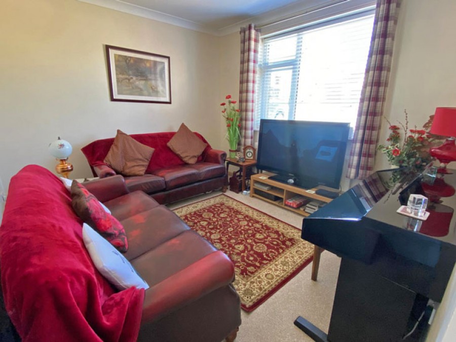 Images for Tyn-y-Coed, Ystrad Mynach, Hengoed, CF82 7DD EAID: BID:Ystrad-mynach-branch