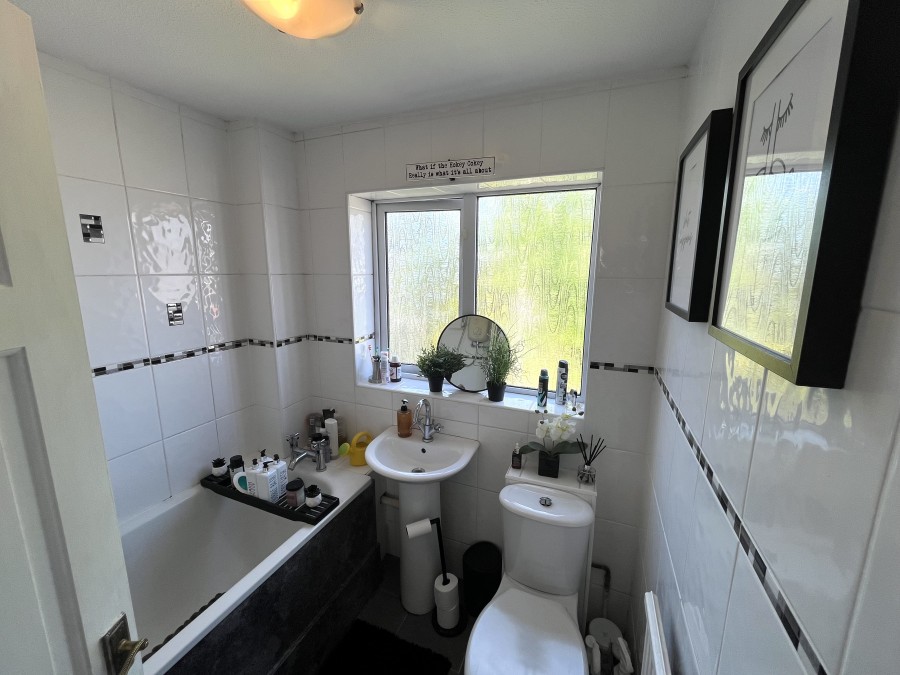 Images for Powys Drive, Dinas Powys, CF64 4LN EAID: BID:Dinas-powys-branch