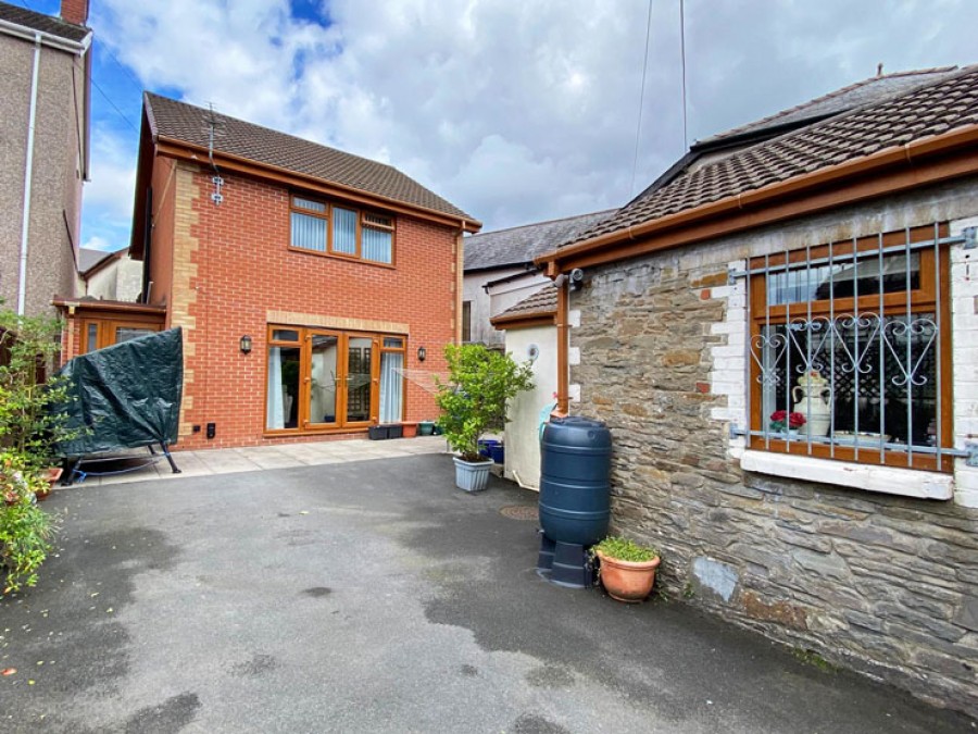 Images for Lisburn Road, Ystrad Mynach, Hengoed, CF82 7AS EAID: BID:Ystrad-mynach-branch