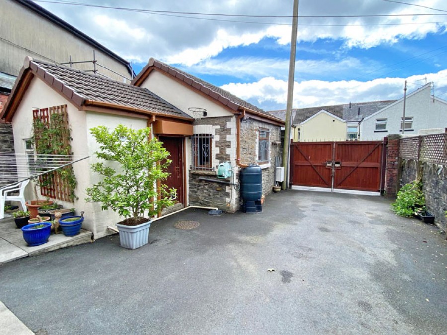 Images for Lisburn Road, Ystrad Mynach, Hengoed, CF82 7AS EAID: BID:Ystrad-mynach-branch