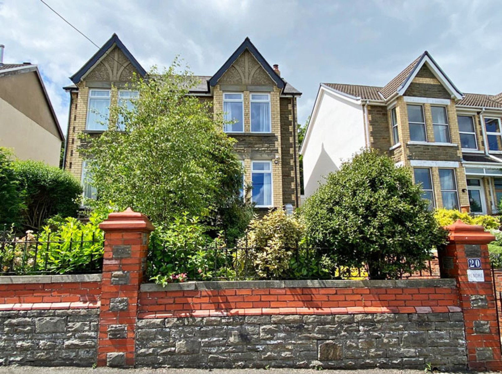 Images for Hillside Park, Bargoed, CF81 8NL EAID: BID:Ystrad-mynach-branch