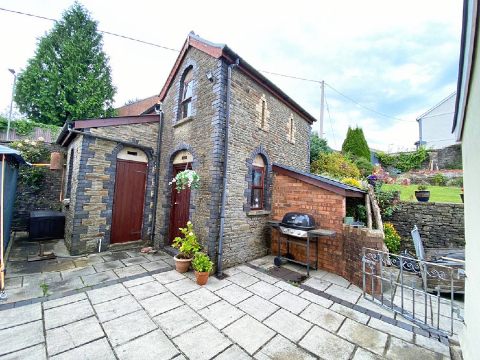 Images for Park Road, Hengoed, CF82 7LW EAID: BID:Ystrad-mynach-branch