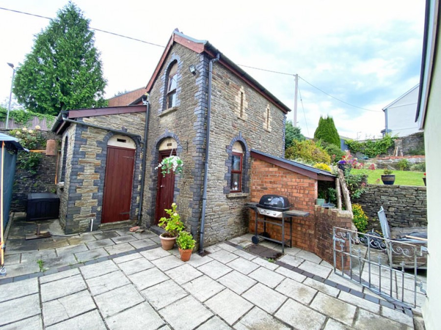 Images for Park Road, Hengoed, CF82 7LW EAID: BID:Ystrad-mynach-branch