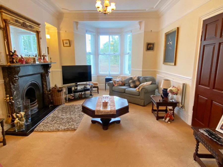 Images for Park Road, Hengoed, CF82 7LW EAID: BID:Ystrad-mynach-branch