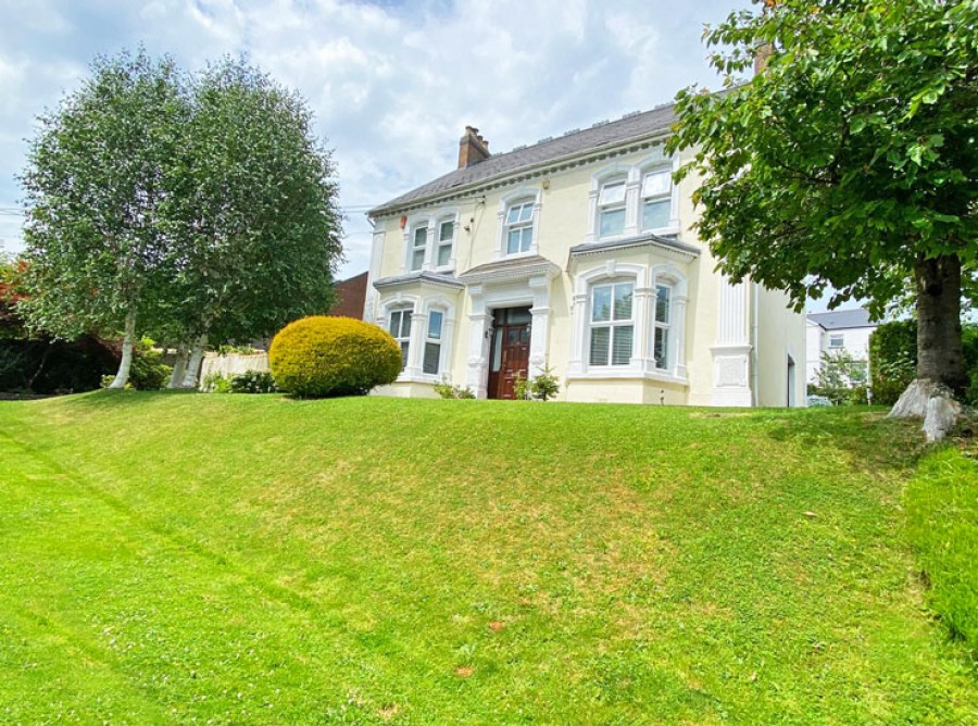 Images for Park Road, Hengoed, CF82 7LW EAID: BID:Ystrad-mynach-branch