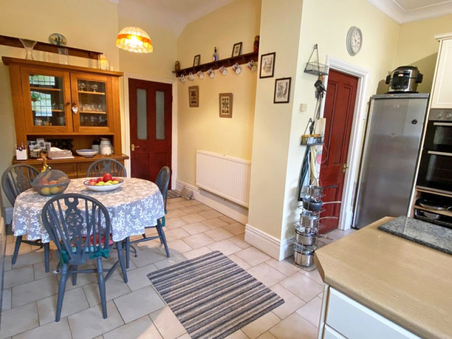 Images for Park Road, Hengoed, CF82 7LW EAID: BID:Ystrad-mynach-branch