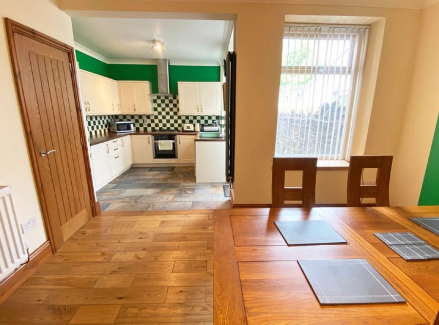 Images for Brynavon Terrace, Hengoed, CF82 7LZ EAID: BID:Ystrad-mynach-branch
